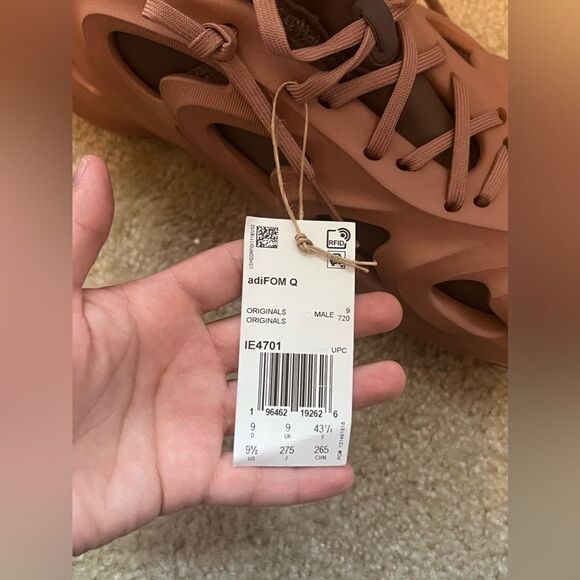 Adidas AdiFom Q Men’s Sneaker Shoes - Picture 10 of 16